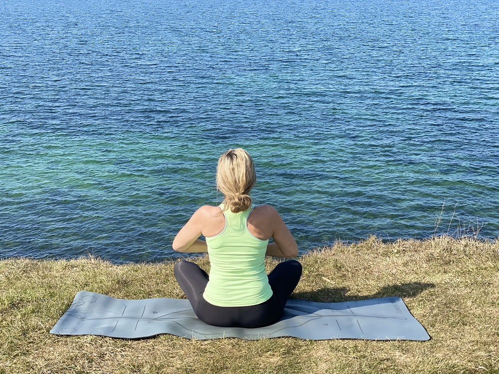 Yoga i naturen - yogamåtte