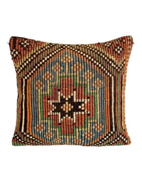 Hyggelig kelimpude 102 i smukke farver måler 40x40 cm