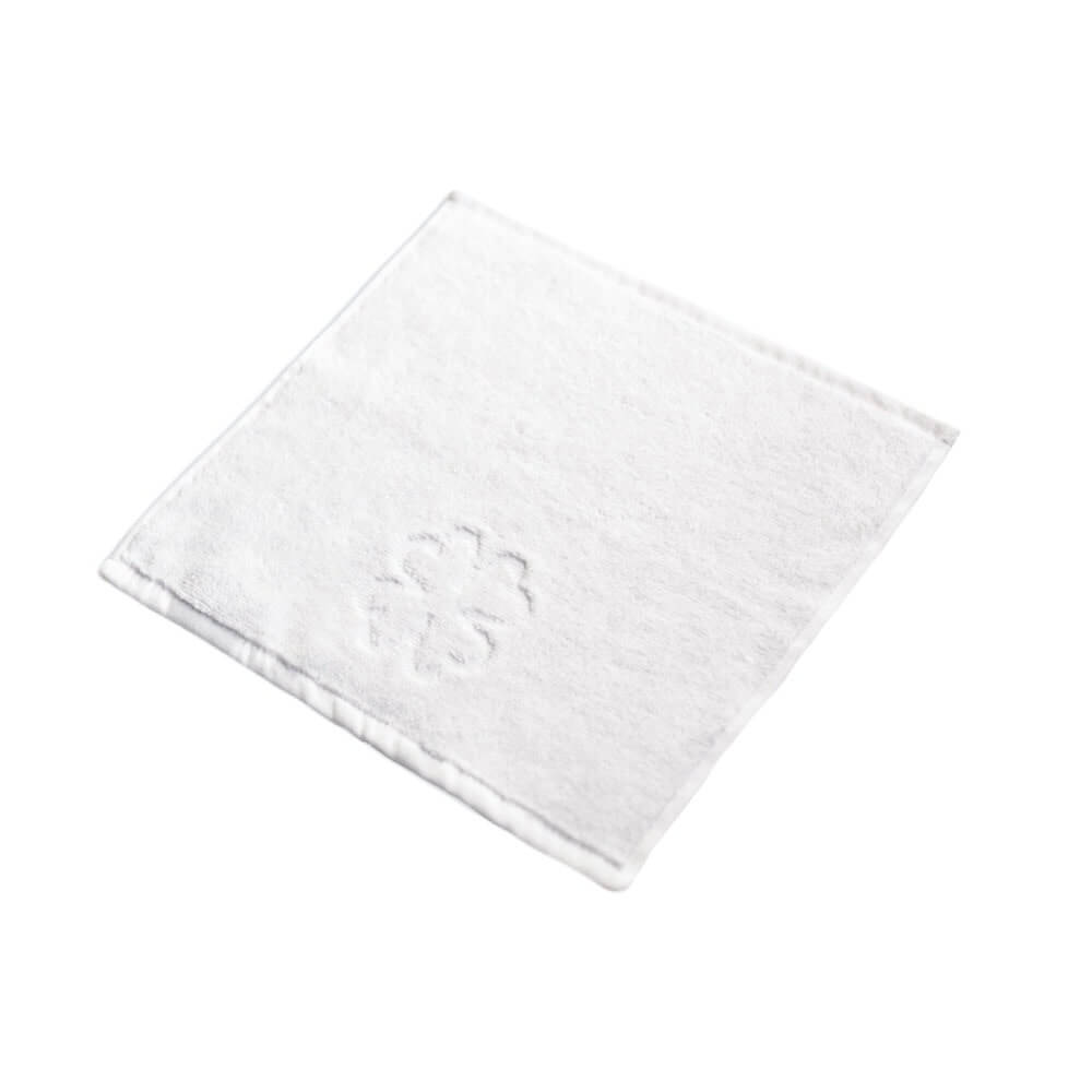 Hvide bløde økologiske vaskeklude 30x30 i elegant design