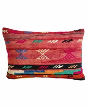 Håndsyet kelim lounge pude 40x60 cm rød med smukt mønster