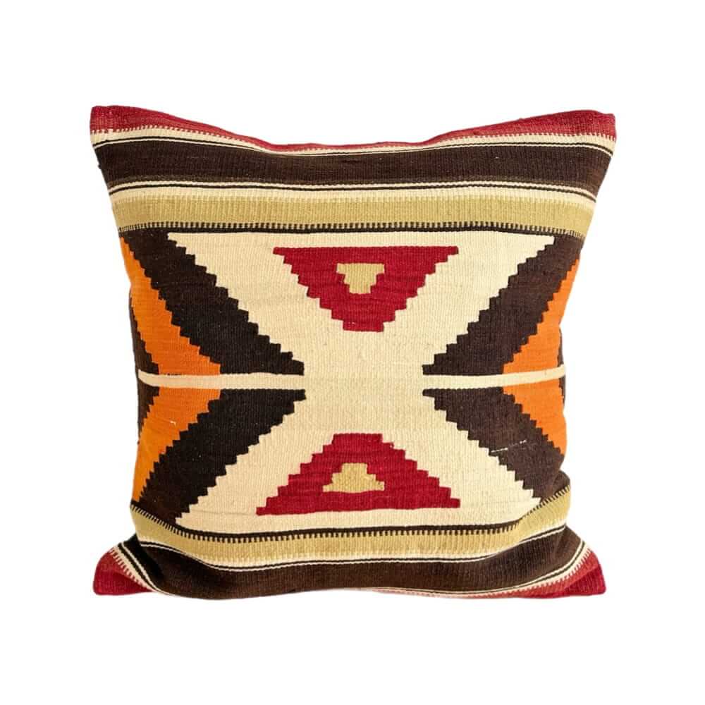 kelim pude 60x60 med montagepude med fjer i brun, lys, orange, rød og grøn