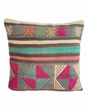 finehome kelim pude 50x50 cm med trekanter og smukt mønster