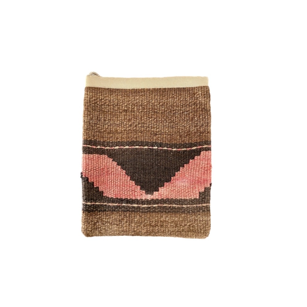 Unika taske i brune og lyse røde farvenuancer