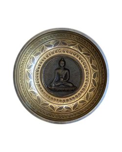 Buddha syngeskål er 15 cm bred og 7,5 cm høj
