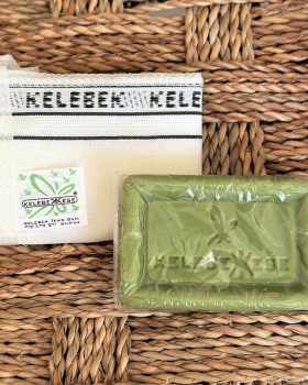 Vaskehandske og tyrkisk sæbe til skrub af krop