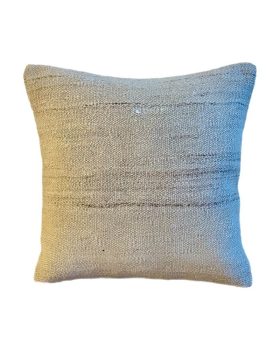 finehome pyntepude og kelimpude med striber leveres med inderpude med fjer