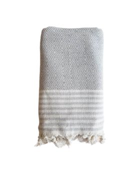 Sengetæppe 170x220 i lys grå og råhvid i 100% bomuld