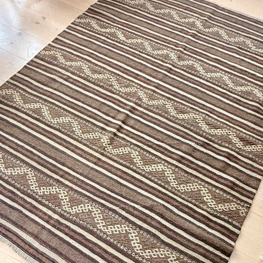 unika farvestrålende kelim tæppe 135x195 cm