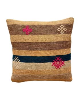 finehome kelimpude 108 er håndlavet og måler 40x40 cm