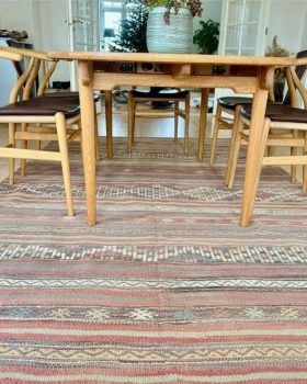 Stort kelim tæppe 180x307 cm i naturens farver