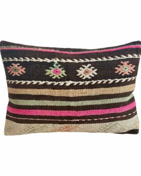 Billige kelim puder med montagepuder i meget smukke farver og mønster
