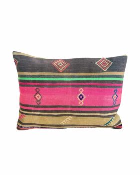 Kelim pude 1373 40x60 cm med pink og brune farvenuancer med et touch af grøn